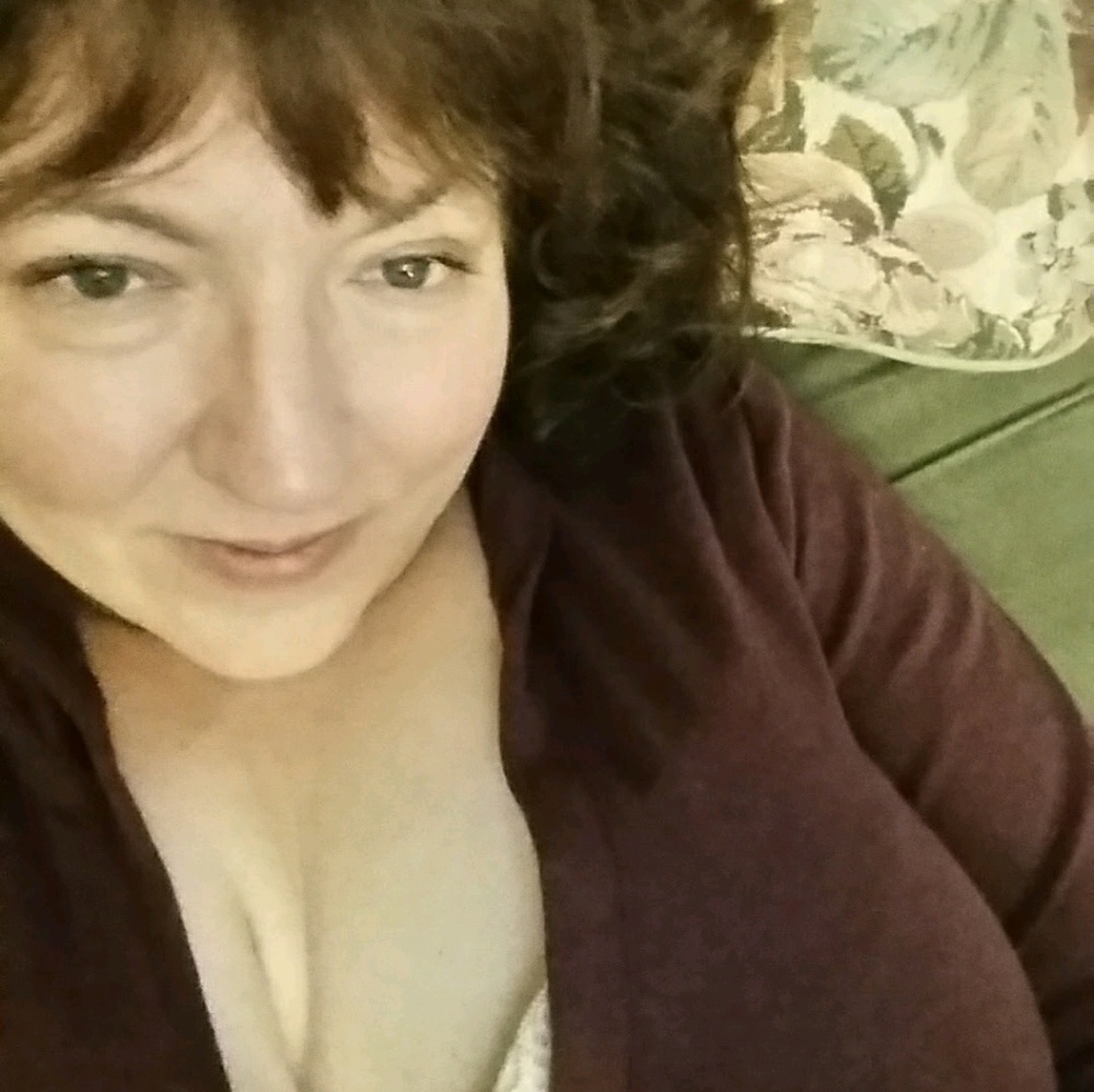 Meet your Posher, Valerie